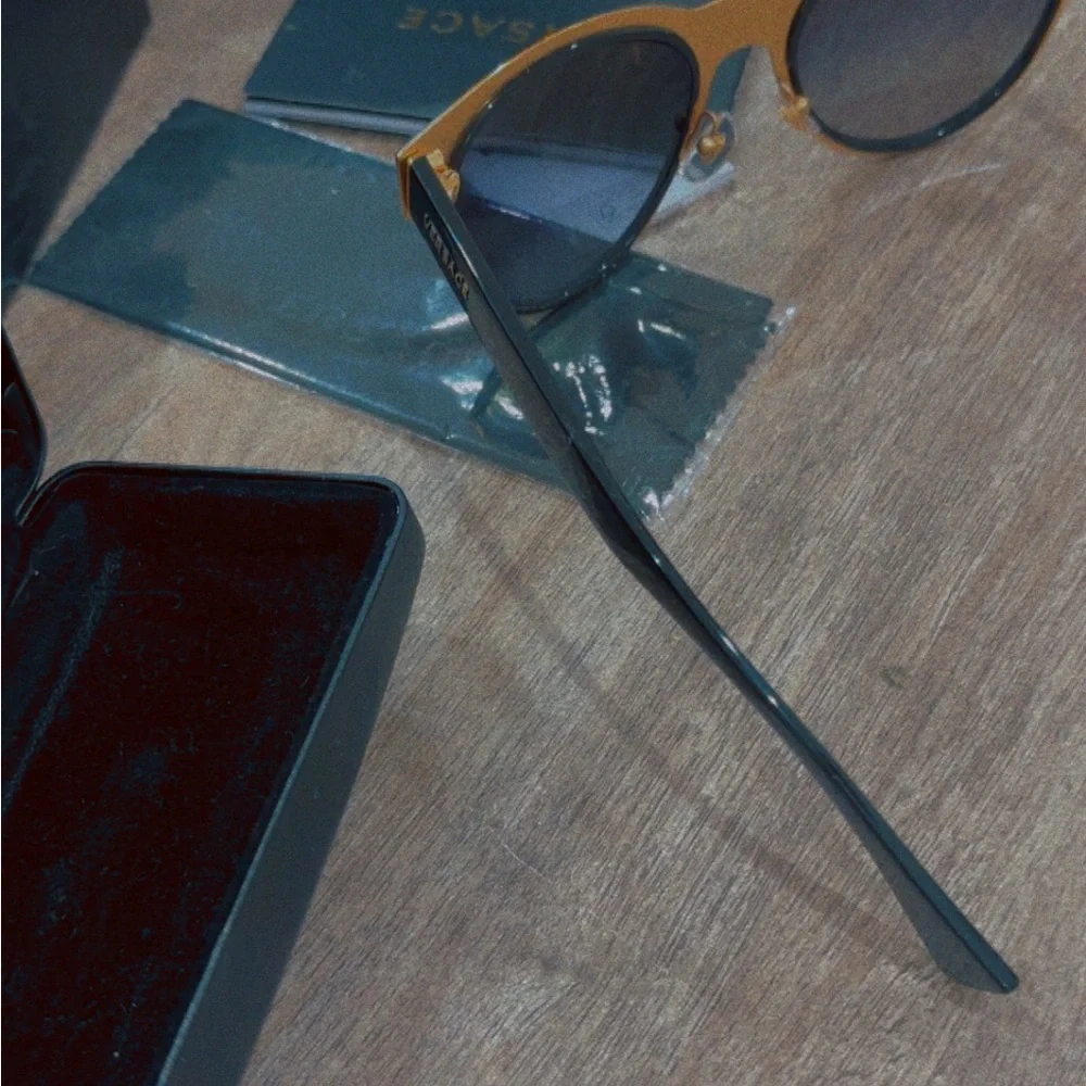 Versace Elegant Gold and Black Eyewear - Picture 4 of 4